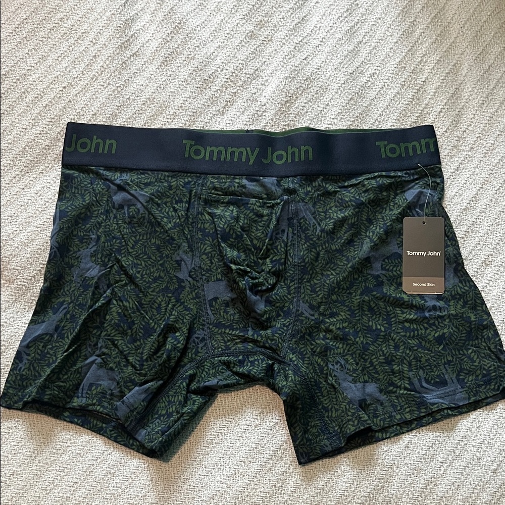 Tommy John Navy & Green Leaf-Pattern Boxer Briefs
